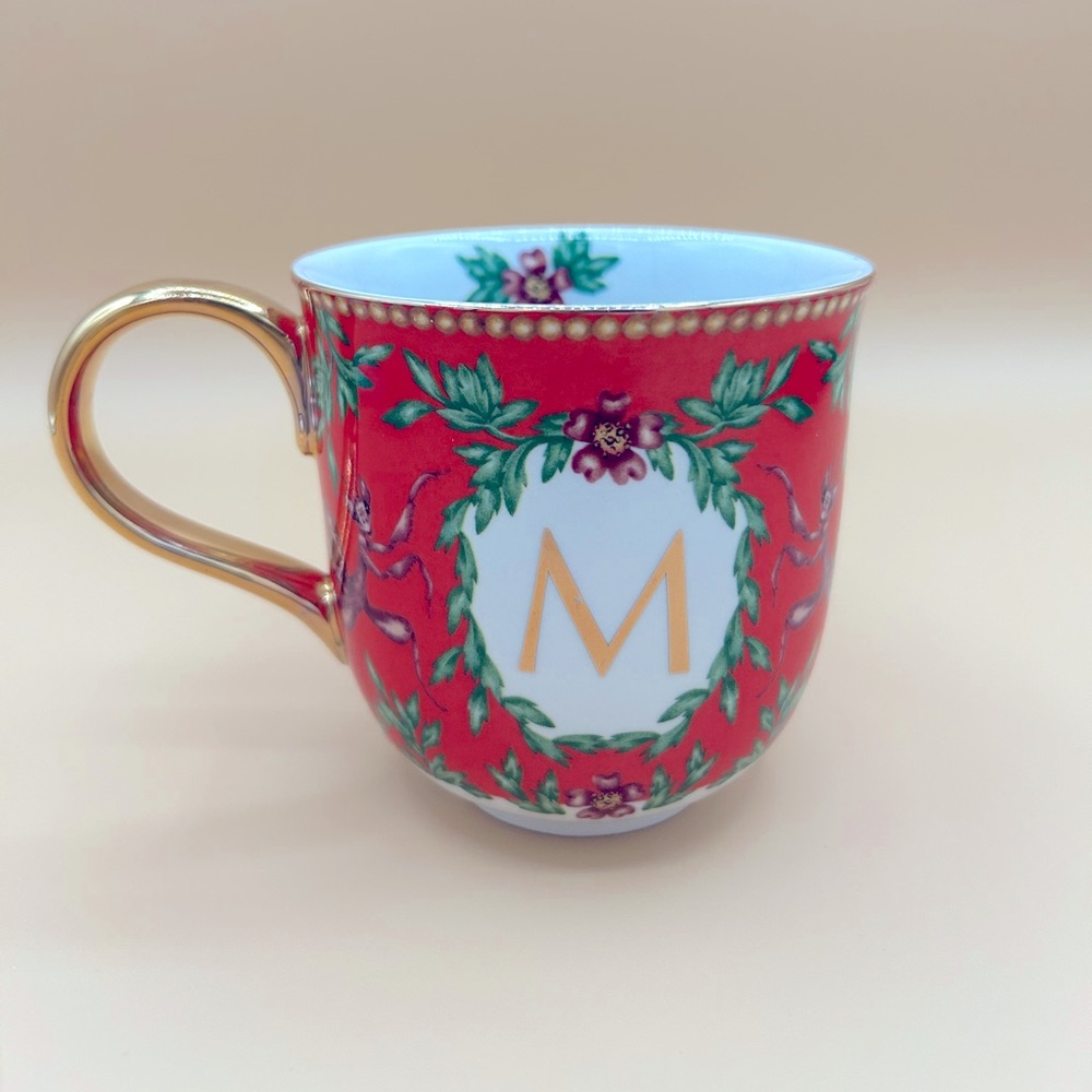 Anthropologie Lou Rota Nature Table monogram mug.  NWOT.